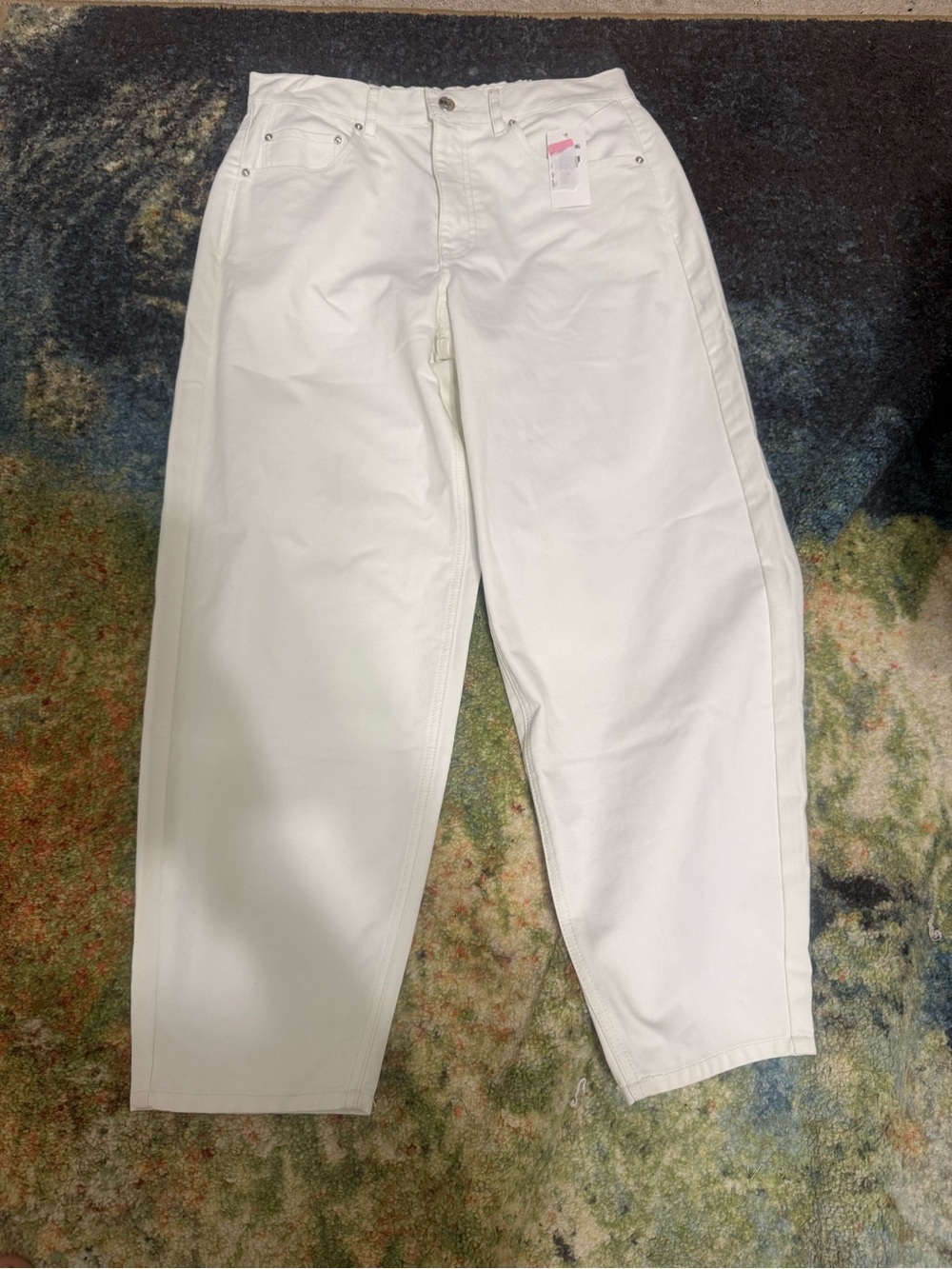 Splendind brand White High-Waist Tapered barrel jeans size medium